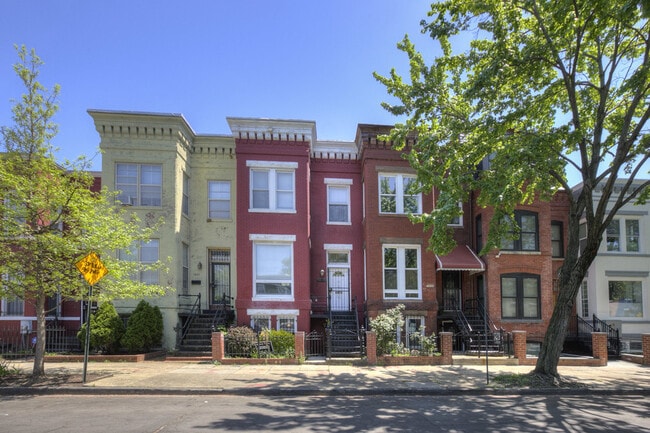 Building Photo - 1631 4th St NW