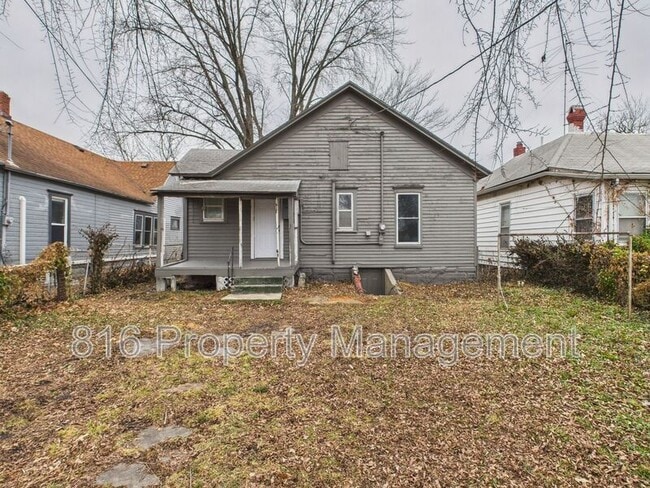 Building Photo - 411 Main St