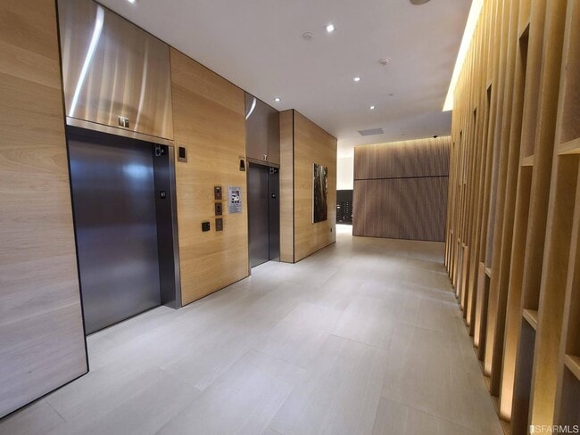 Building Photo - 1545 Pine St