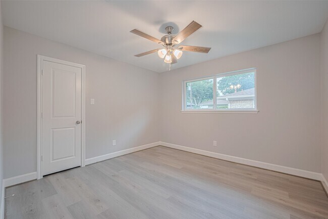 Building Photo - 8314 Burning Hills Dr