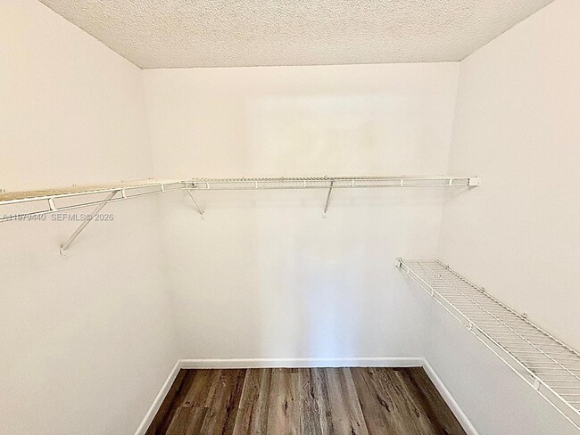 Building Photo - 1727 Village Blvd