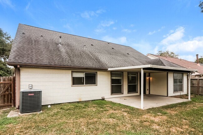 Building Photo - 6026 Egypt Dr