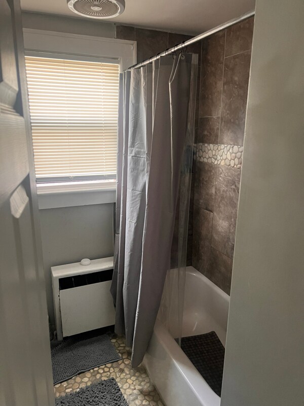 Building Photo - 6352 Edward St