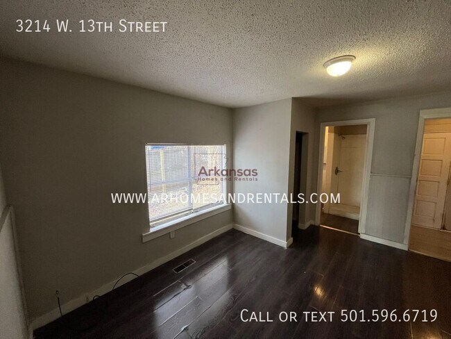 Building Photo - 3214 W 13th St