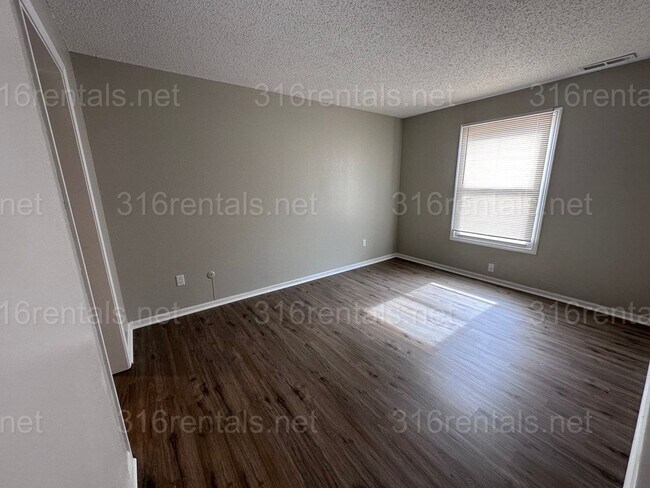 Building Photo - ** COMING SOON PLEASE CHECK BACK AT A LATE...