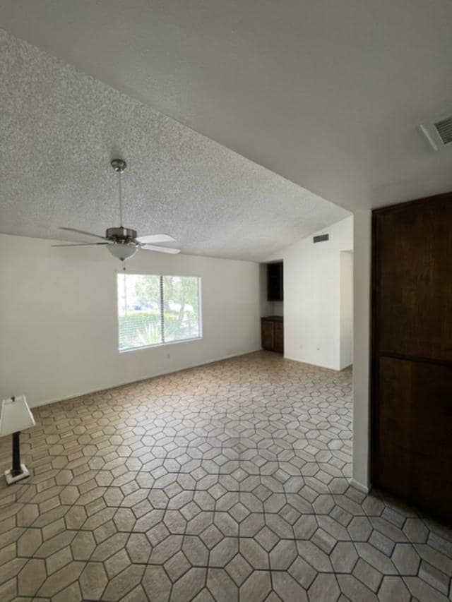 Building Photo - 37932 Mountain Shadow Ln