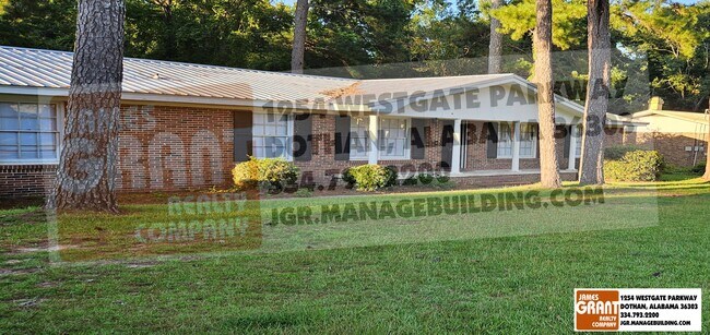 Building Photo - 1616 Randall Rd