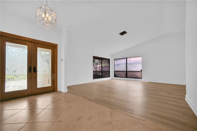 Building Photo - 10765 NW 9th Ct