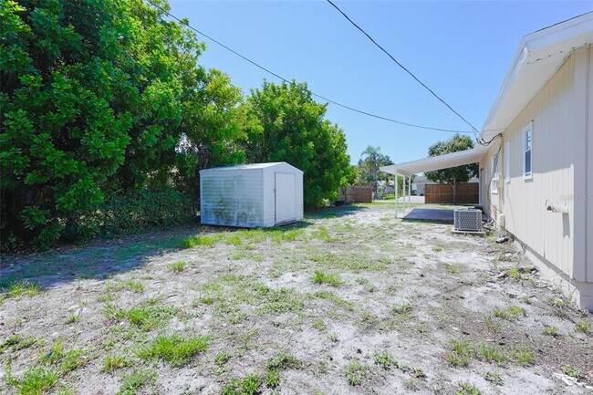 Building Photo - 6515 3rd St Ct W