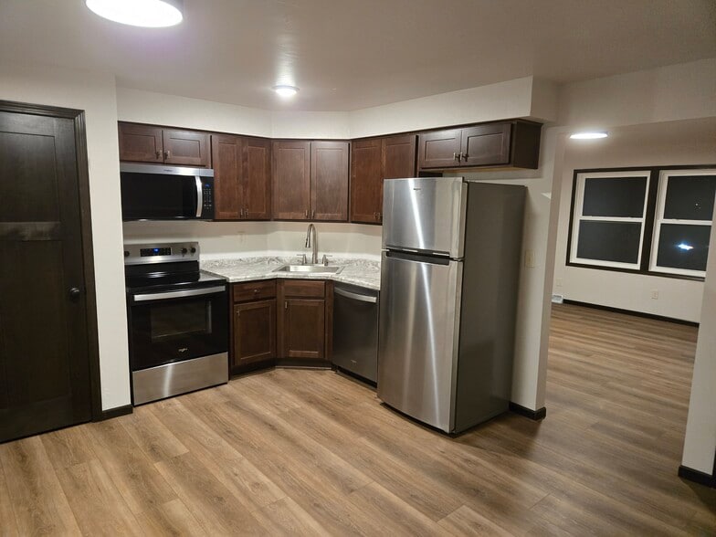 Primary Photo - 773 Wanda Ave