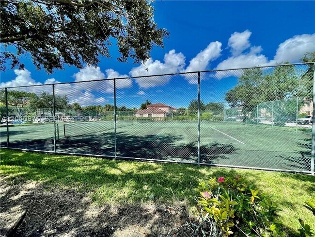 Building Photo - 746 NW 208th Way