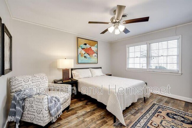 Building Photo - 289 Ashbrook Dr