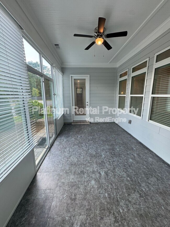 Building Photo - 2087 Abode Wy