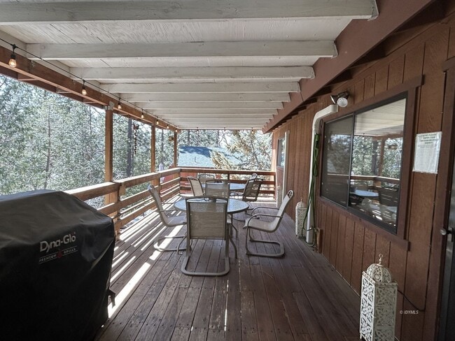 Building Photo - Solar 3 Bd/ 2 Ba. Single-Family Home Rental