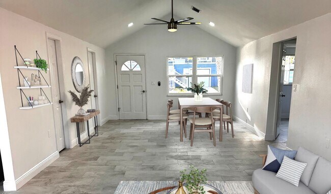 Building Photo - 13726 Michelle Ave