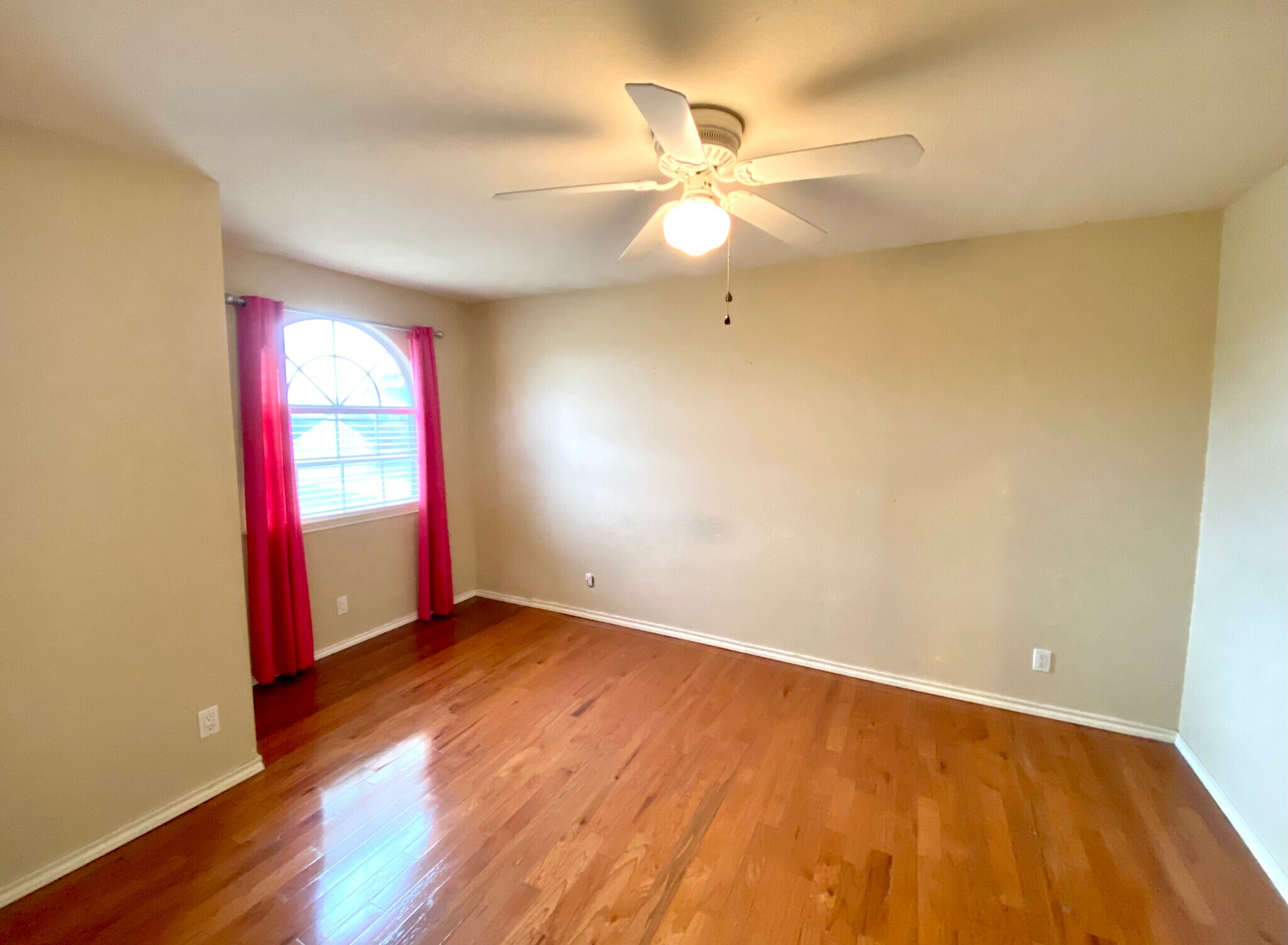 Building Photo - 1551 Briarwyck Dr