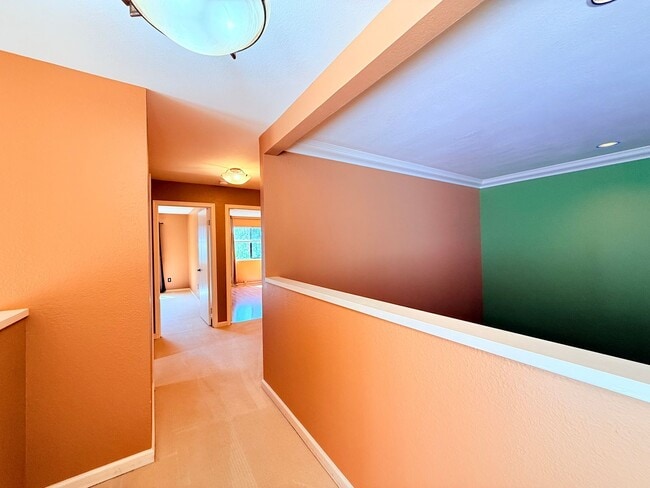 Building Photo - Charming and Move-in Ready, 3BD/2.5BA, Two-Story Townhome in Canyon Green at Canyon Lakes in San ...