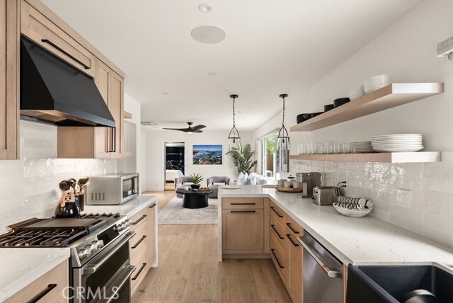 Building Photo - 34051 Alcazar Dr