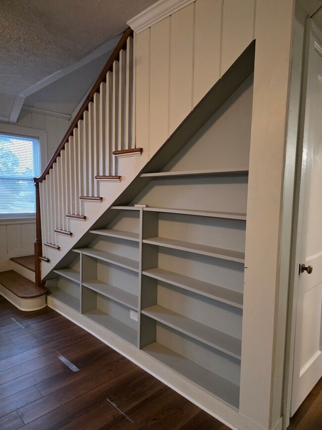 Building Photo - 116 Sixth Avenue