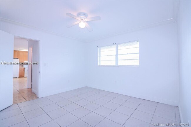 Building Photo - 3019 SW 68th Terrace