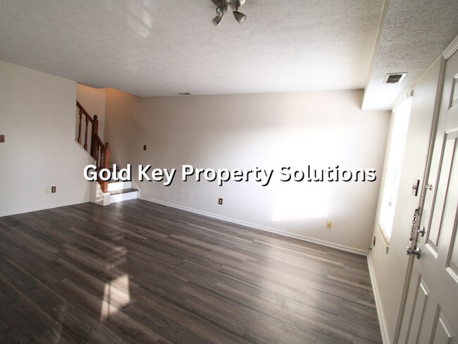 Building Photo - 700 High St