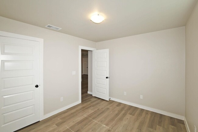 Building Photo - 5009 Stoney Fork St