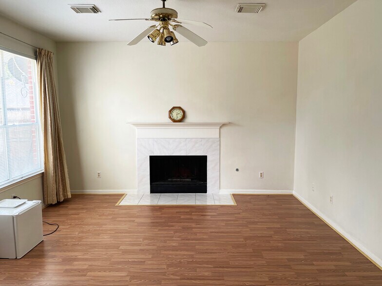 Family room with fireplace - 12607 Alderwood Dr