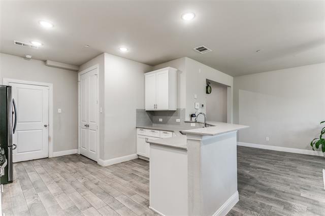 Building Photo - 657 Hutchinson Ln