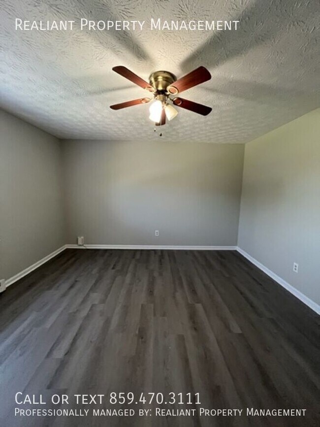 Building Photo - 314 Walters Ln