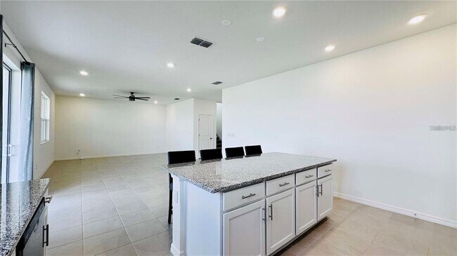 Building Photo - 9567 Sandy Bluffs Circle