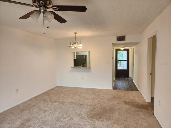 Building Photo - 173 Pinehurst Dr