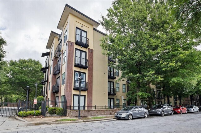 Building Photo - 5300 Peachtree Rd