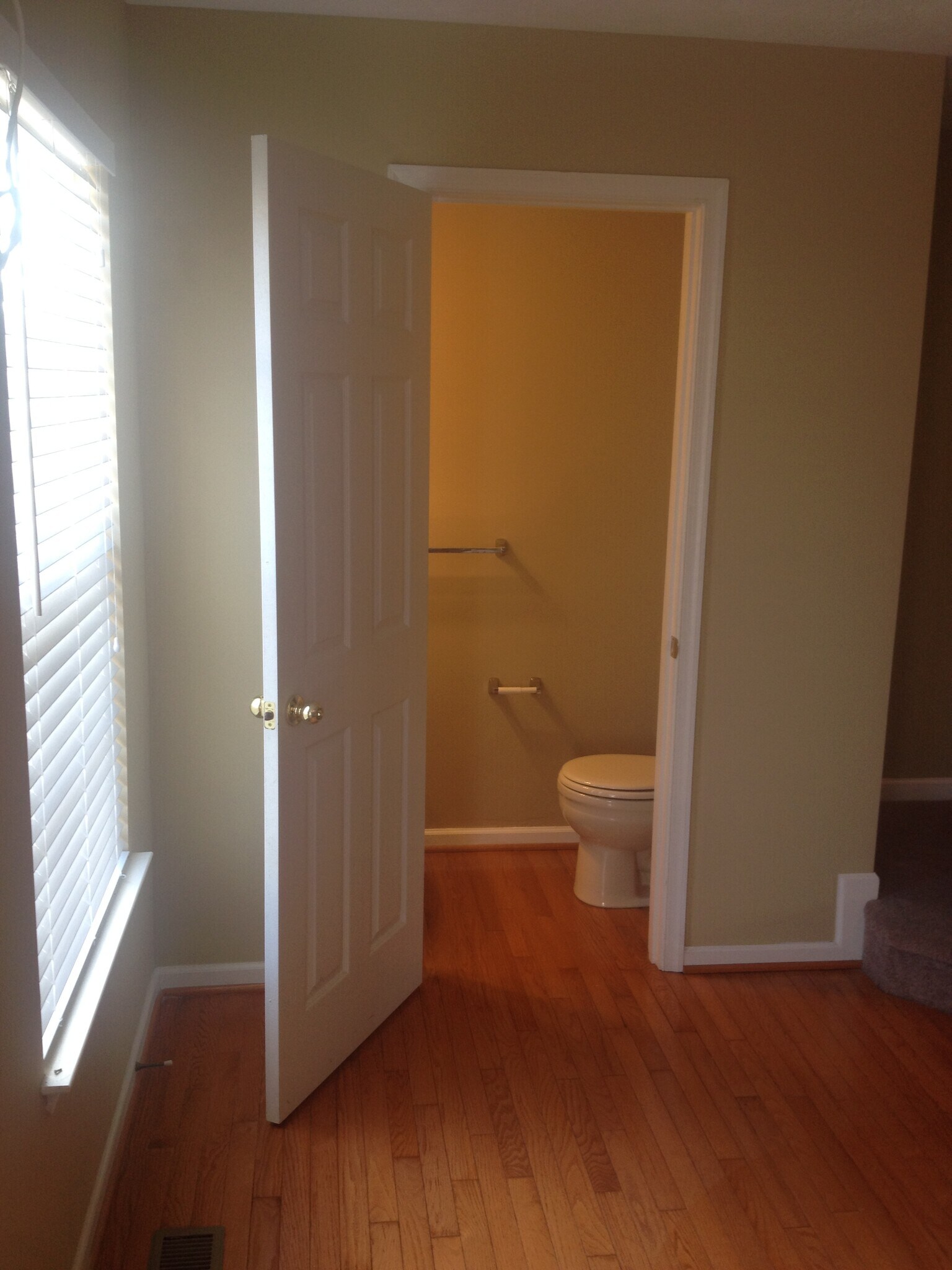 Building Photo - 328 Kestrel Dr