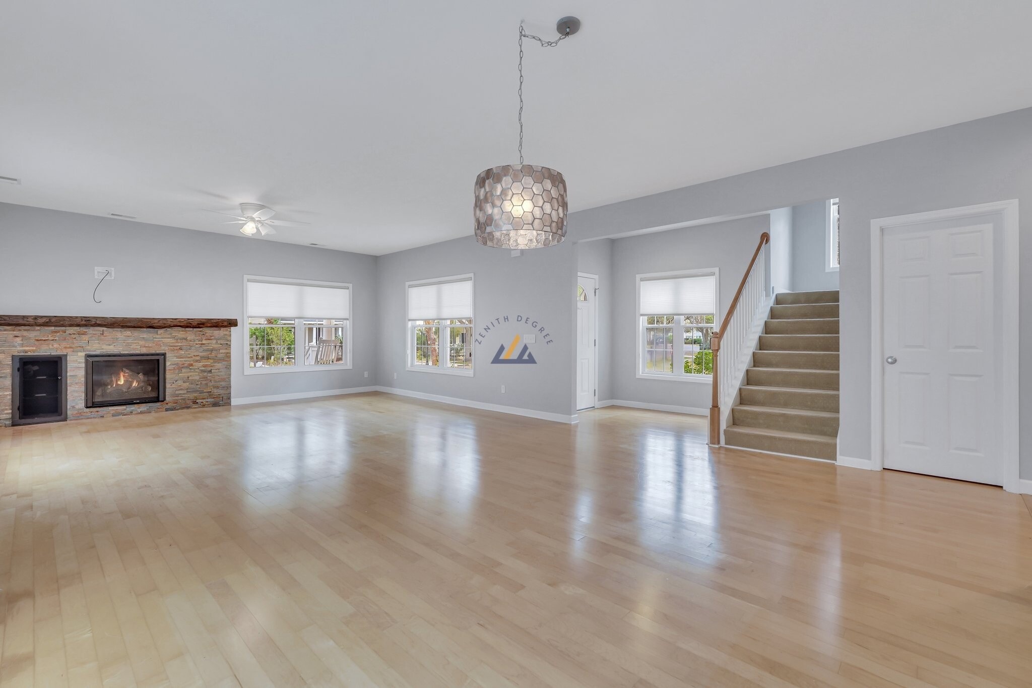 Building Photo - 76 Westbury Park Way