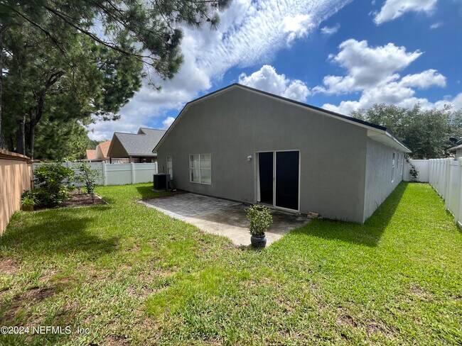 Building Photo - 250 Brookchase Ln