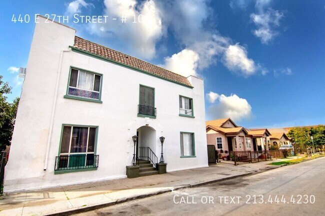 Building Photo - 440 E 27th St