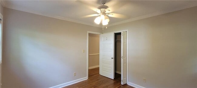 Building Photo - 2497 Wentworth Dr NE