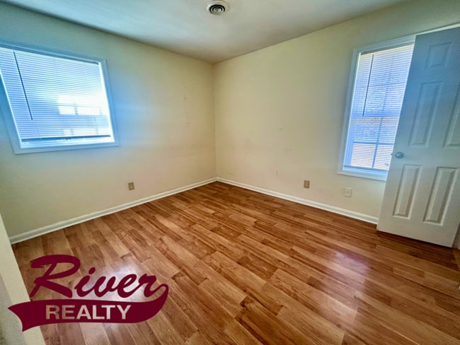 Building Photo - 3211 Kevin Dr