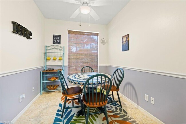 Building Photo - 14960 Vista View Way