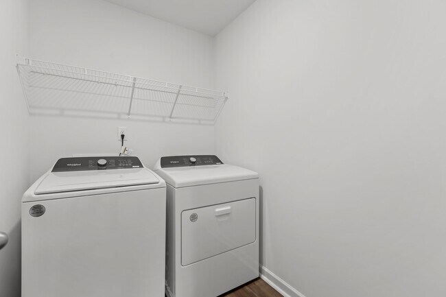 Building Photo - 2138 Rockface Wy
