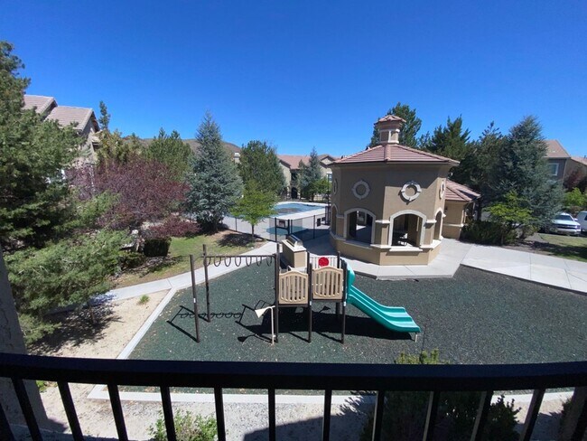 Building Photo - Triana North - South Meadows - 2 Bed 2 Bath