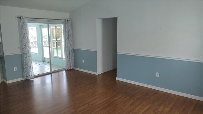 Building Photo - 4835 Jacaranda Heights Dr