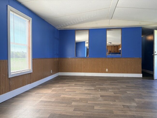 Building Photo - 1441 Knowlton Rd