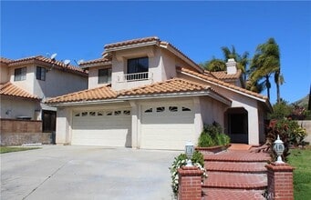 Building Photo - 2951 Pembroke Cir