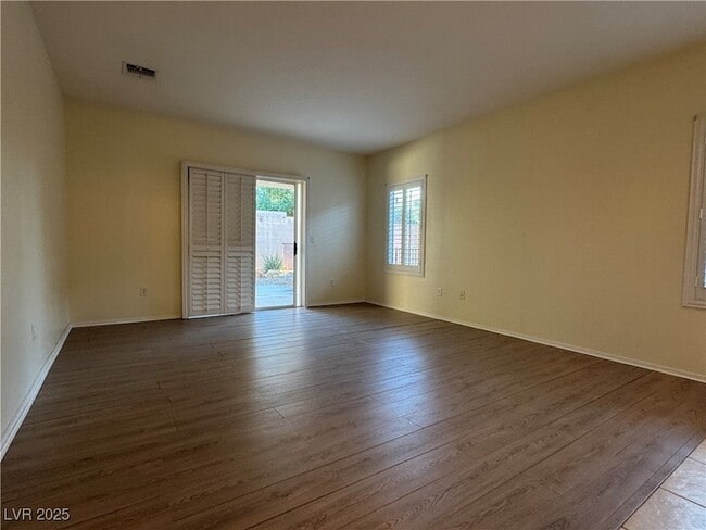 Building Photo - 3025 Seaford Peak Dr