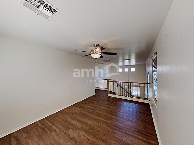 Building Photo - 18015 W Carol Ave