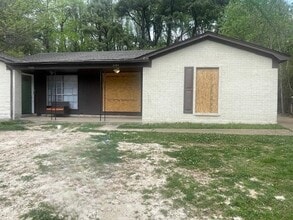 Building Photo - 5492 Apple Blossom Dr