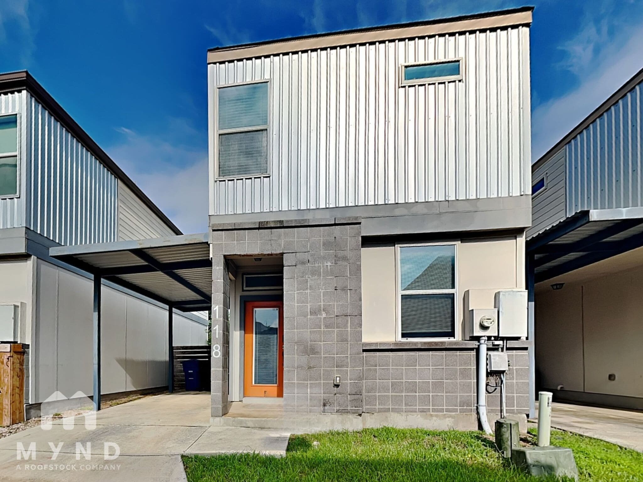 Building Photo - 118 E Myrtle St