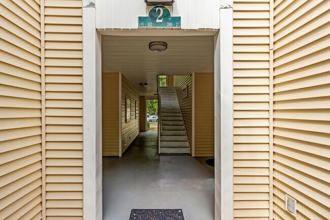 Building Photo - 1501 Partin Dr N