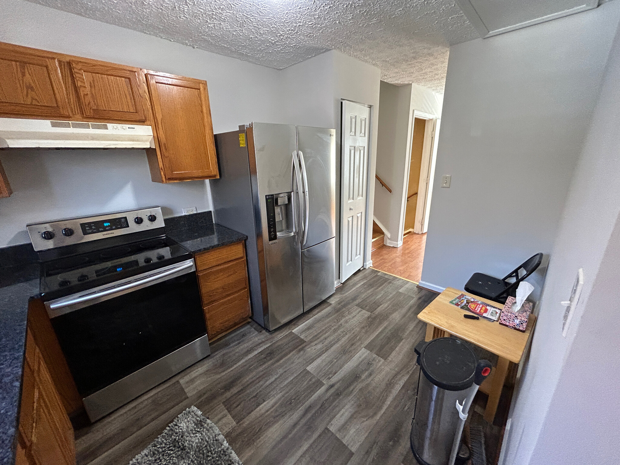 Building Photo - Room in House on Beaverwood Dr
